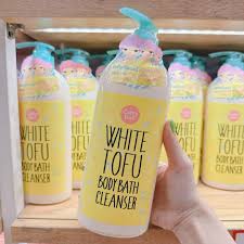 CATHY DOLL WHITE TOFU BODY BATH CLEANSER 750ML